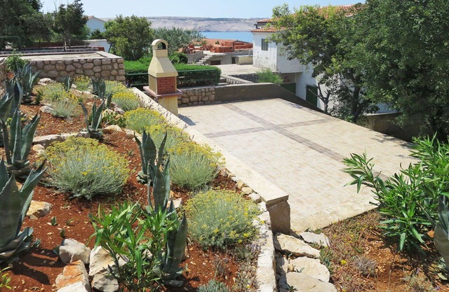 Cosy apartment for 2 guests with A/C, WIFI, TV and terrace