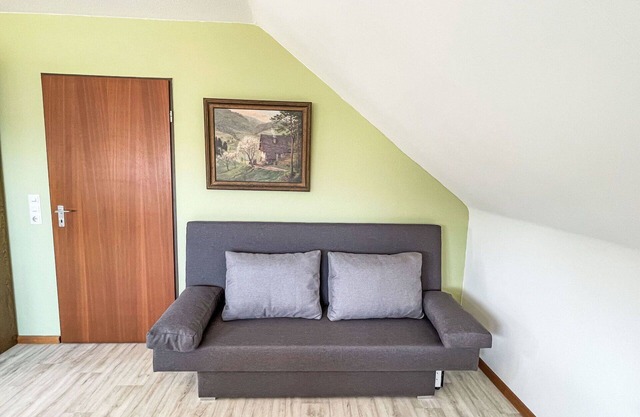 Cosy apartment for 3 guests with WIFI, TV, balcony and panoramic view
