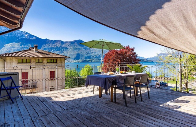 Cosy apartment for 4 guests with A/C, WIFI, TV, patio and parking