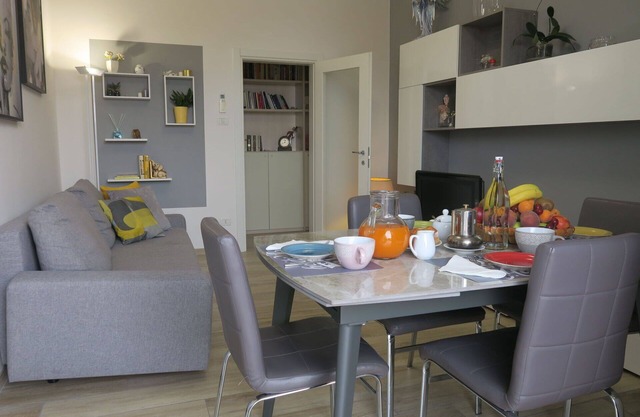 Cosy apartment for 4 guests with WIFI, A/C, TV and balcony