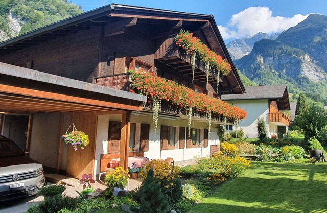 Cosy apartment for 7 guests with WIFI, TV, patio, panoramic view and parking