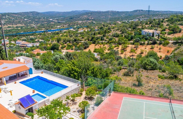 Cosy apartment in villa for 4 guests with pool, WIFI, A/C, TV, terrace and panoramic view