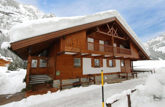 Cosy apartment in villa for 5 people with WIFI, TV, terrace and parking