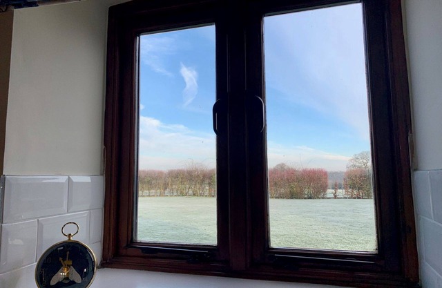 Cosy dog friendly holiday cottage for 2 near Witney - Coursehill Barn Annexe