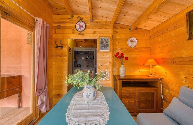 Cosy apartment for 2 guests with A/C, WIFI, pool, TV and terrace