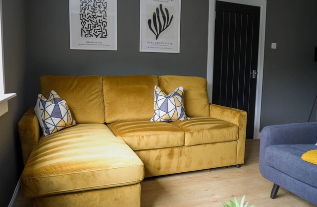 Cosy Modern Home in Bathgate