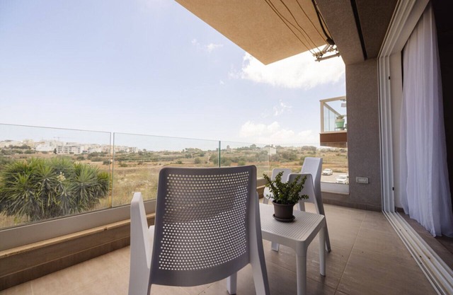 Cosy Retreat Apartment: Tranquil Getaway in Naxxar