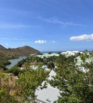 Cottage Cosy Duplex Anse Marcel, Vue mer et marina