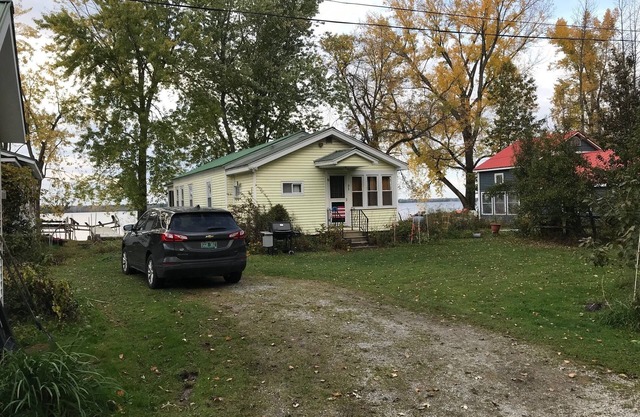 Cottage Directly on Lake Champlain