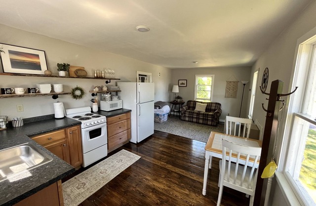 Cottage in Oskar Bay, along Houghton Portage Canal
