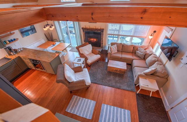 Cottage-themed 3BR getaway at Giants Ridge
