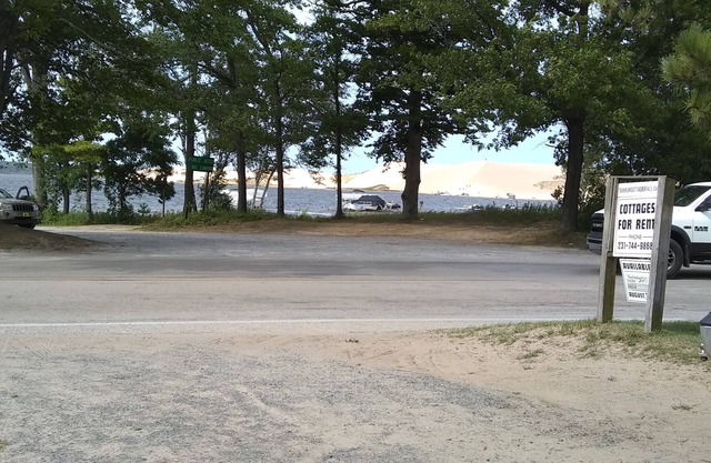 Cottage with an incredible view of the dunes and Silver Lake