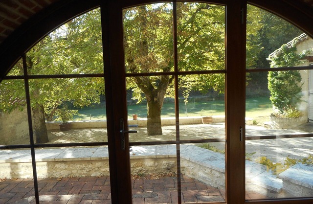 Country home for 6/8 People with big private pool & large park