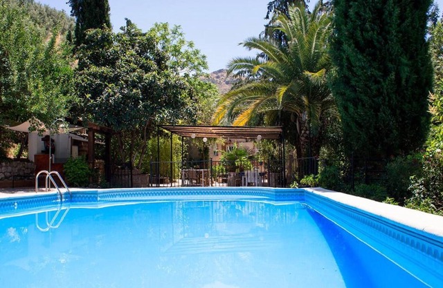 Country House 'La Casa De La Piscina' with Mountain View, Wi-Fi and Air Conditioning