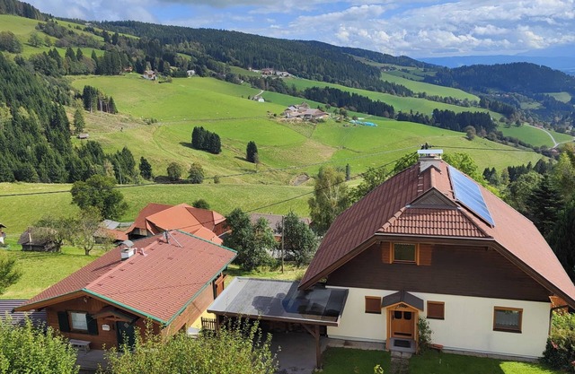 Country house with sauna near Carinthian lakes