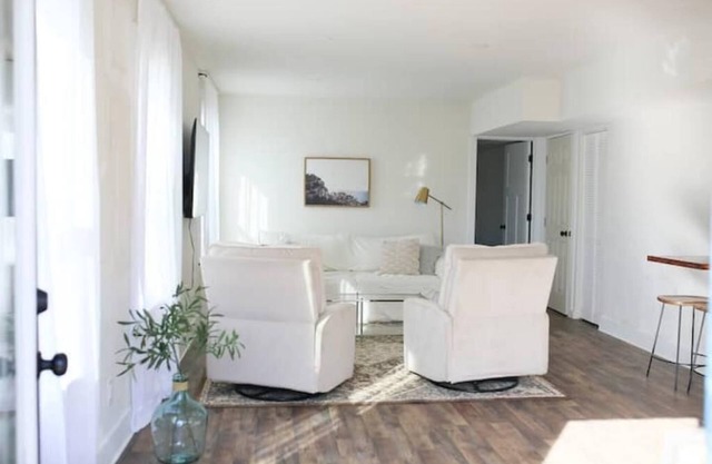 Countryside Two Bedroom Apartment