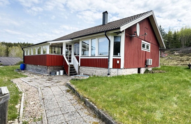 Countryside villa outside Rävlanda | SE08056