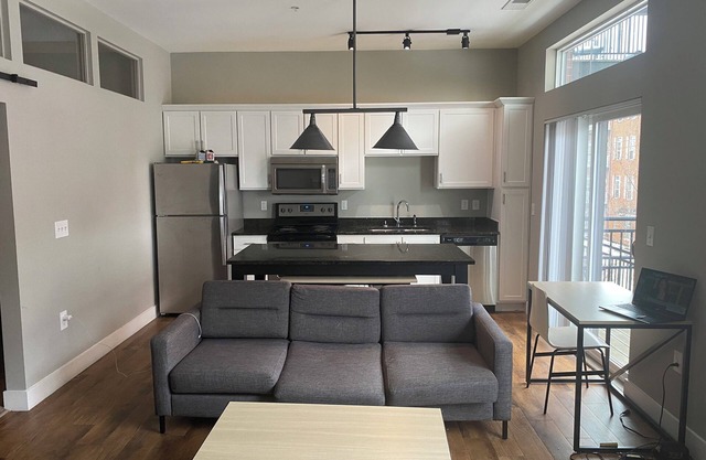 Cozy 1-bedroom apartment in lovely Columbus with AC, fitness room, WiFi