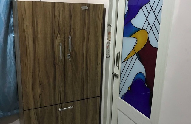 Cozy 1-bedroom with AC and WiFi in amazing Kolkata near Adyapith Temple