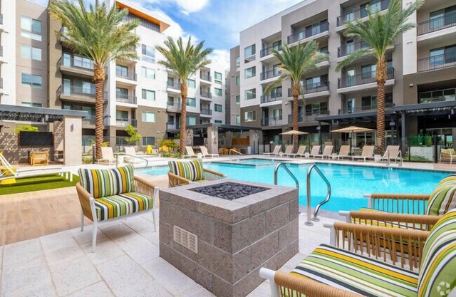 Cozy 2-bedroom 2bath luxury Desert oasis Desert Ridge Phoenix Arizona