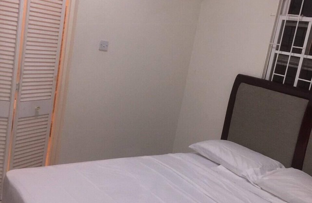 Cozy 3 Bedroom Condo with WIFI