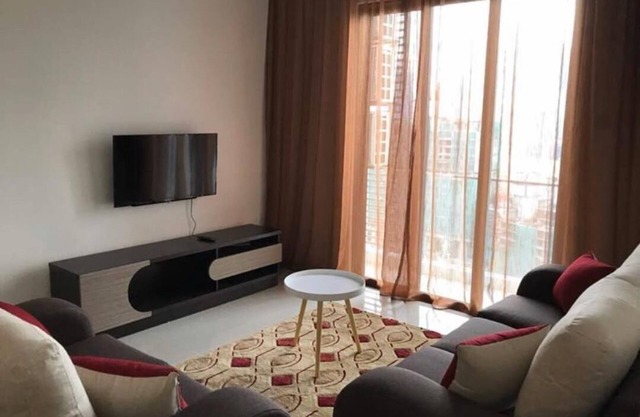 Cozy 3 Bedroom Serviced Apartment close to Malls and Public Transport