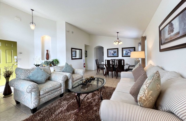 Cozy 4 Bed 3 Bath Pool Home with Game Room-4450NP