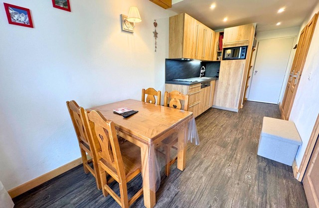 Cozy 4-Person Apartment at the Foot of the Slopes - Les Menuires