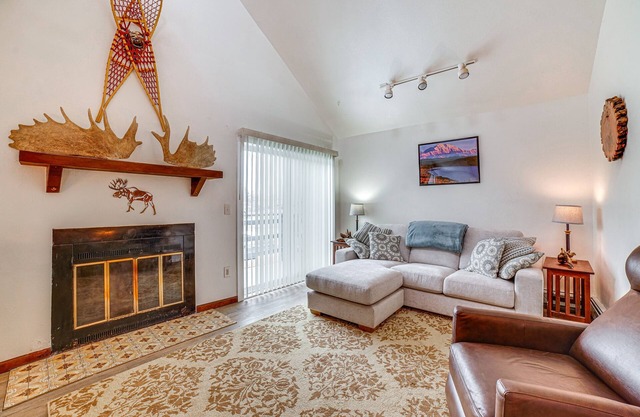Cozy Anchorage Vacation Rental Near Hospitals!