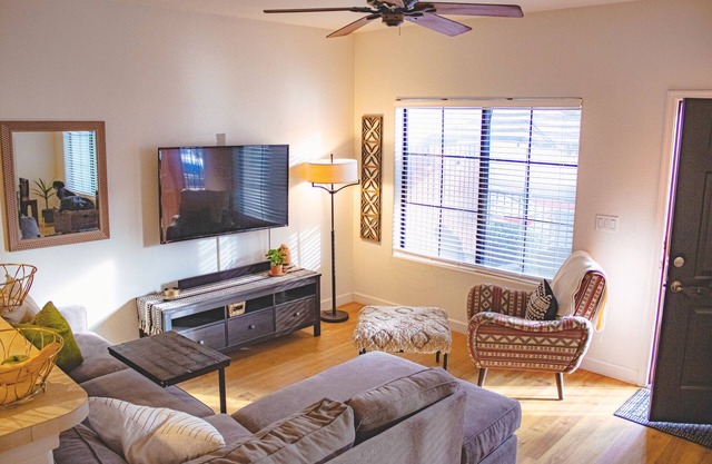 Cozy and Comfortable Desert Retreat close to your Phoenix fun
