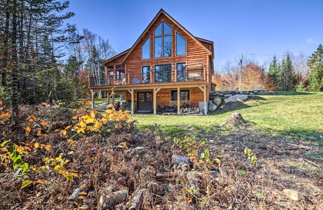 Cozy and Peaceful Waterfront Cabin on Porter Lake!