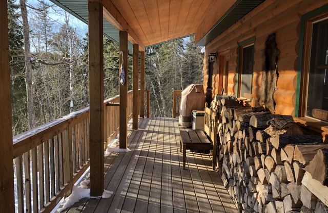 Cozy and remote off-grid Cabin - find peace, relax, enjoy nature.
