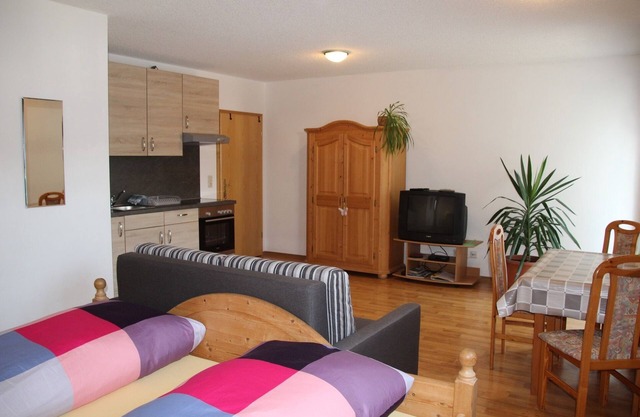 Cozy apartment (30sqm2) in a quiet, sunny location