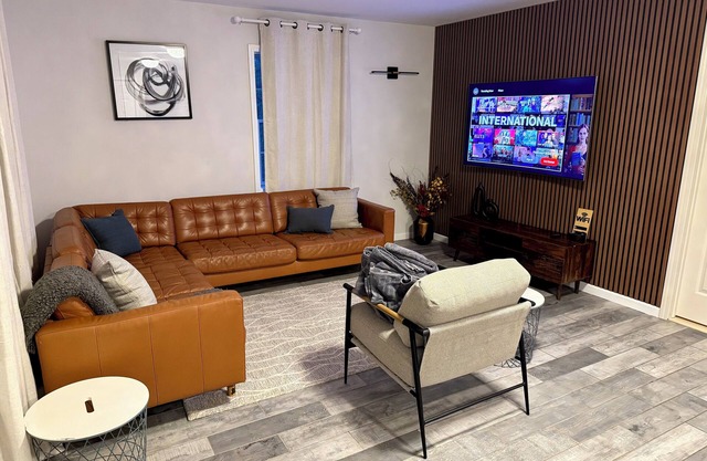 Cozy Apartment Near Legoland!