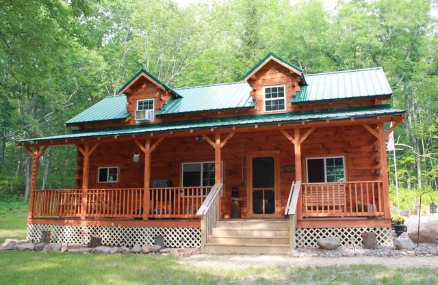 Cozy Authentic Amish Cabin, 5 Acres Of Privacy, 4 Wheel Trail, Snowmobile Trail
