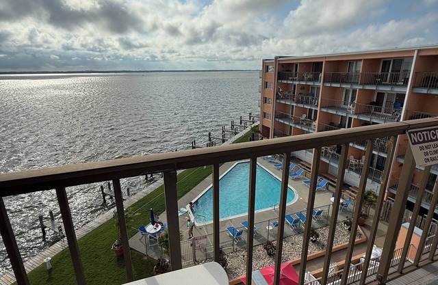 Cozy Bayfront 1-Bedroom Condo, The Perfect Ocean City Getaway!