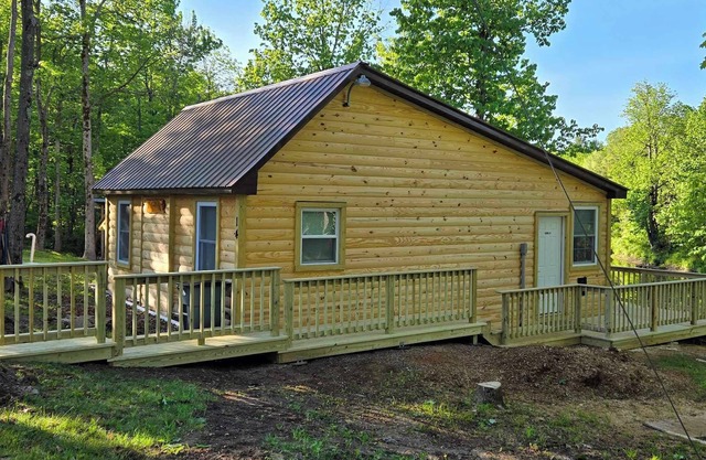 Cozy cabin in Brasher Falls, NY