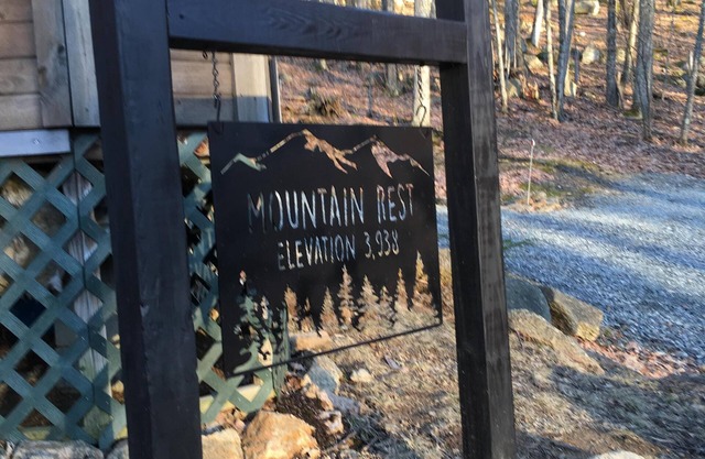 Cozy Cabin on Beech Mountain