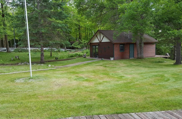 Cozy Cabin on Blackwater Lake near Longville, MN