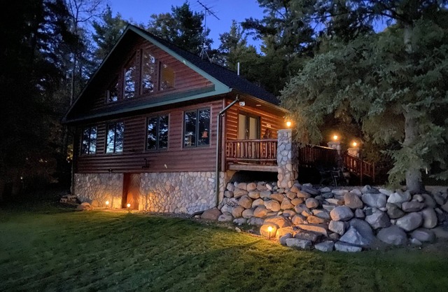 Cozy Cabin on Spring-Fed Lake with Private Boat Launch and No Per-Person Costs