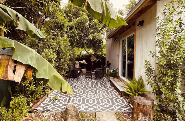 Cozy cabin with 1 bedroom and WiFi, AC in lovely Homestead