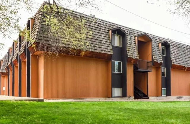 Cozy Condo on 400 N