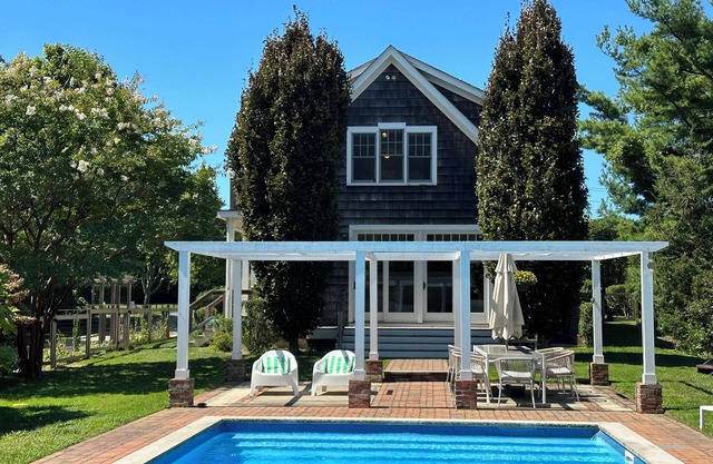 Cozy Family-Friendly Beach Retreat with Pool