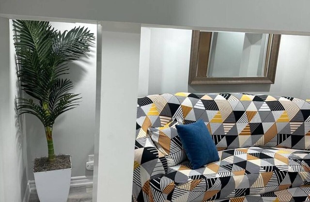 Cozy Furnished 2BR basement!