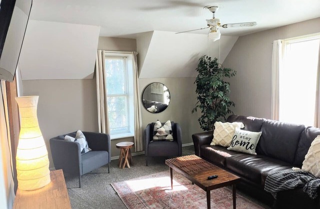 Cozy Getaway at Orchard Creek Cottages