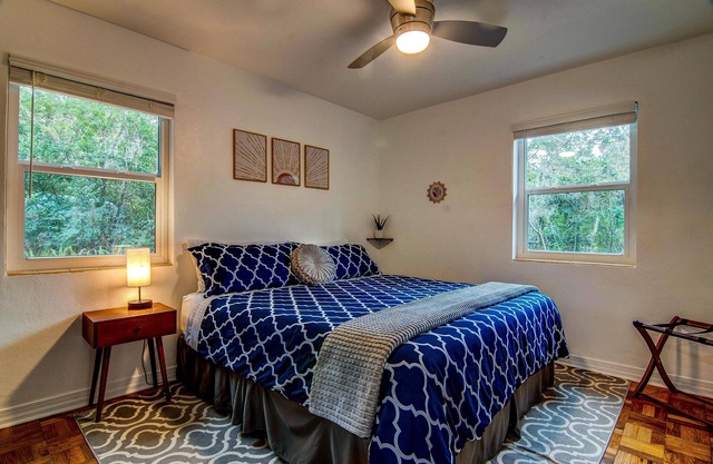 Cozy Getaway Near UF Campus, Downtown GNV + Historic Duckpond Area; Dog Friendly
