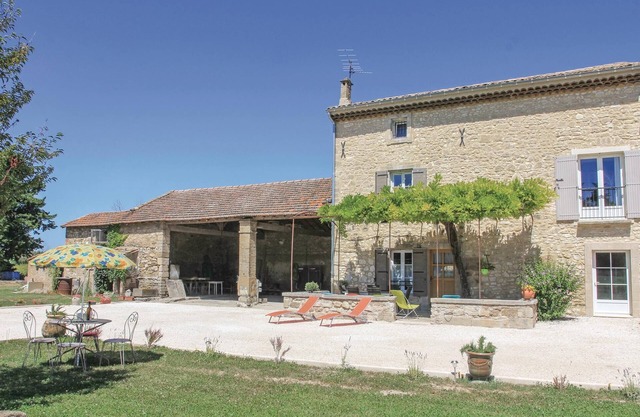 Cozy home in Pernes les Fontaines