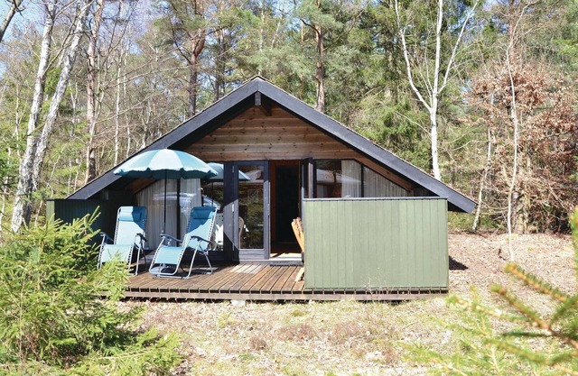 Cozy home in Frederiksværk with WiFi