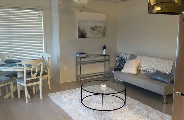 Cozy home on the Clinton River W/Private Dock Access n