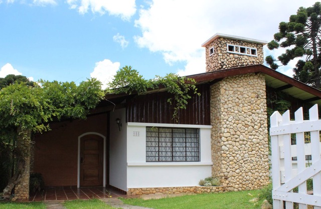Cozy House in Capivari